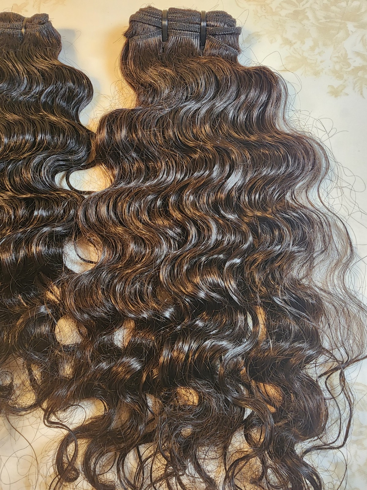 200G Indian Curly Weft Bundles Soft Natural Black Long Lasting Quality
