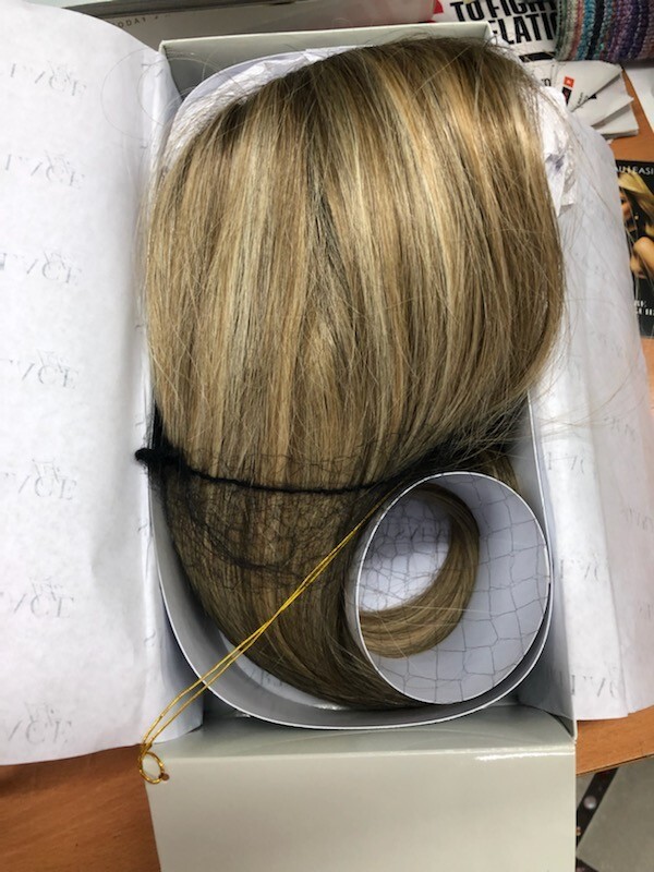 BLAKE LITE WIG Jon Renau in 12FS8 REMY/HUMAN/HANDTIED/LONG/5STARS/**ON SALE**