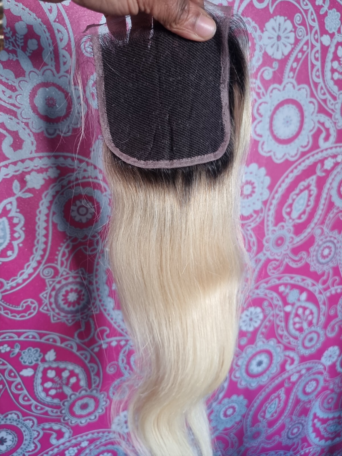26INCHES BRAZILIAN VIRGIN HUMAN HAIR STRAIGHT CLOSURE 1B/613# ROOT 150% DENSITY