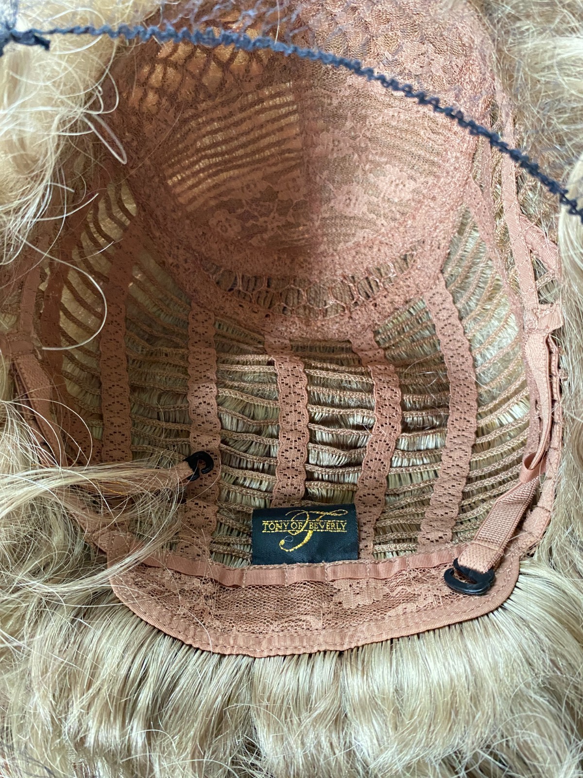 NIB Tony of Beverly “Sonya” Dirty Blonde Strawberry Blonde Wig
