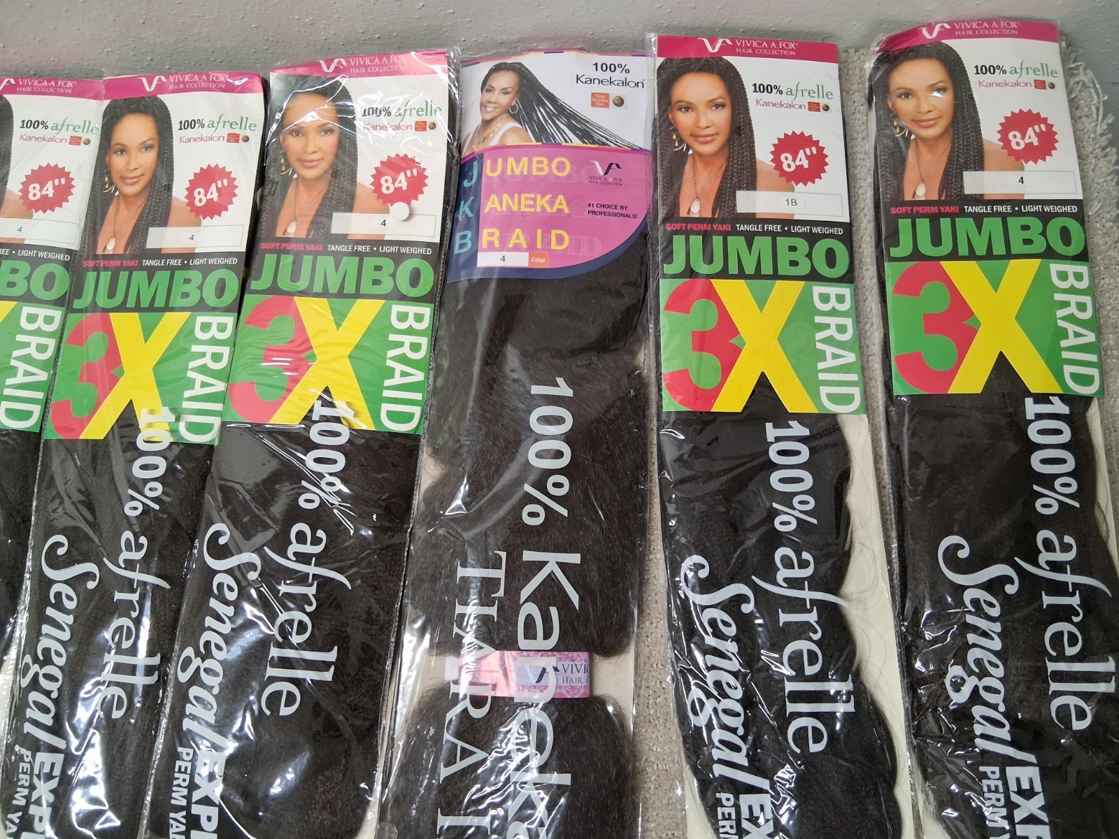Vivica A Fox Mixed HAIR EXTENSION LOT Of 31 Kanekalon 84″