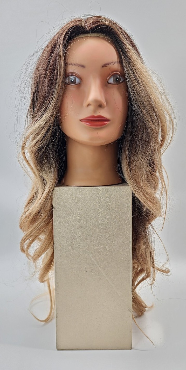 Smilco 24″ Dark To Light Ombre Wavy Synthetic Heat Resistant Wig SM328