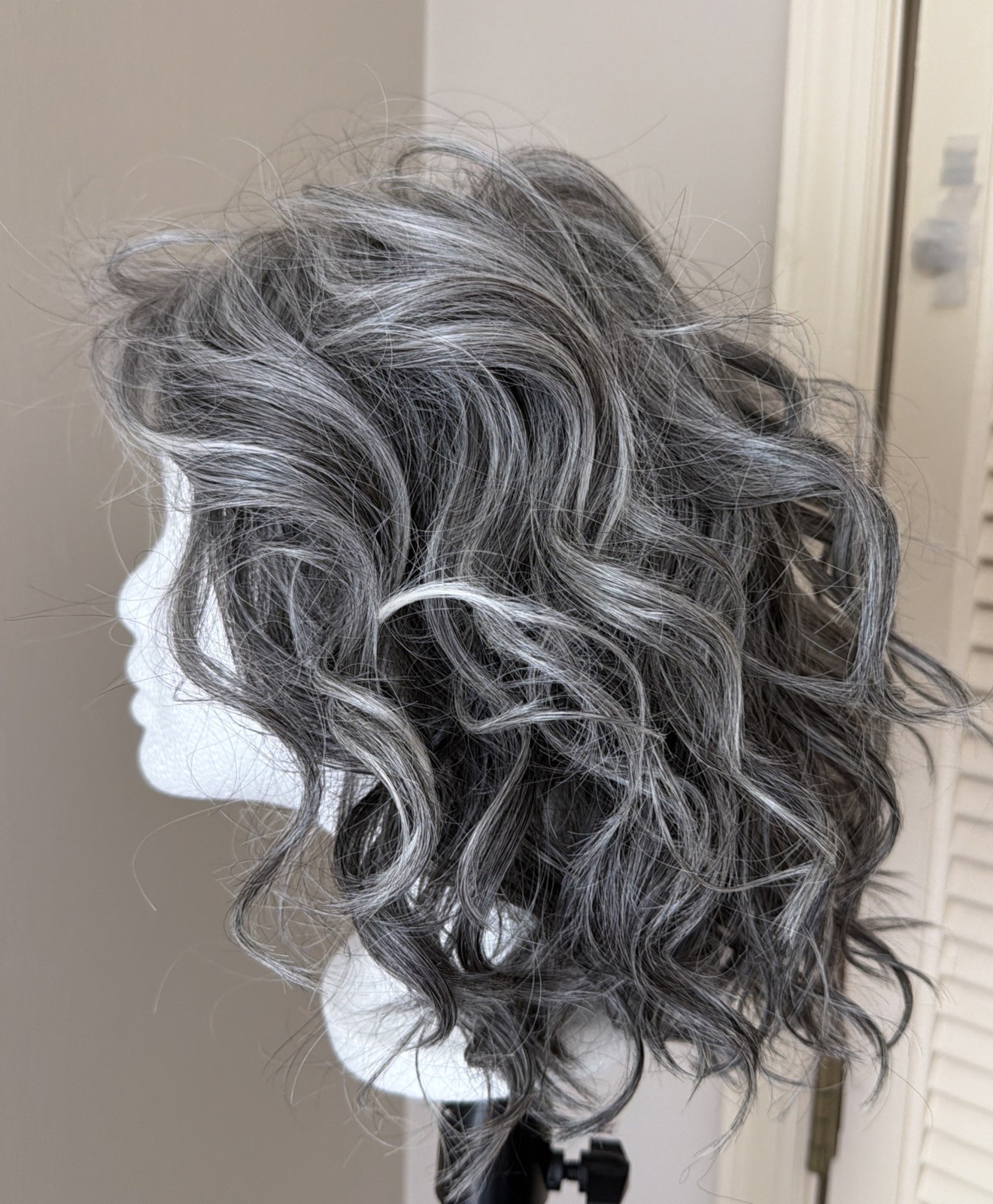Ellen Wille Wigs – Eclat Deluxe ColorSalt/Pepper Mix (51.44.39) NWT Hand Tied HD