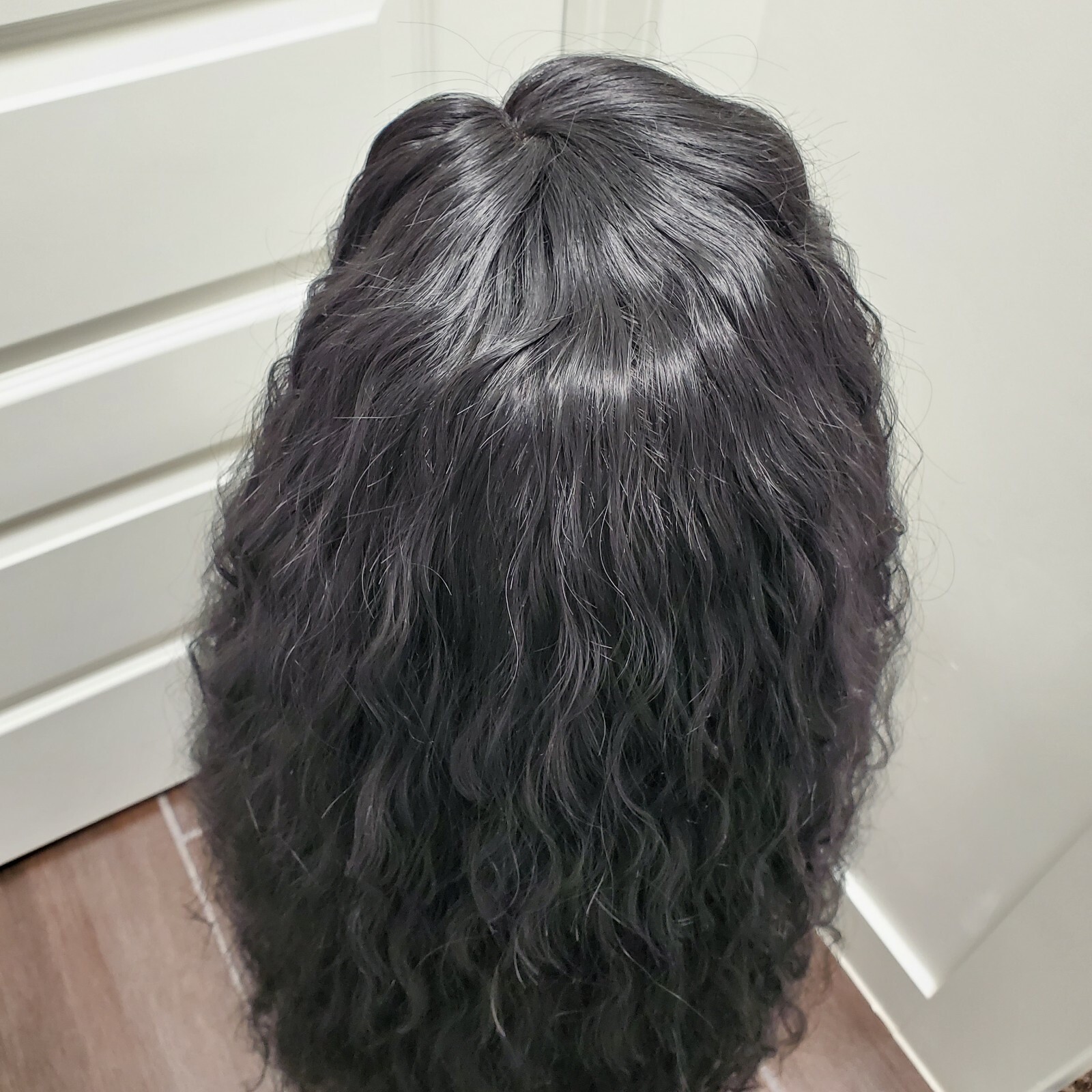 Good Quality Fashion Long Wavy Black Synthetic Lace Front Wig Size S to M