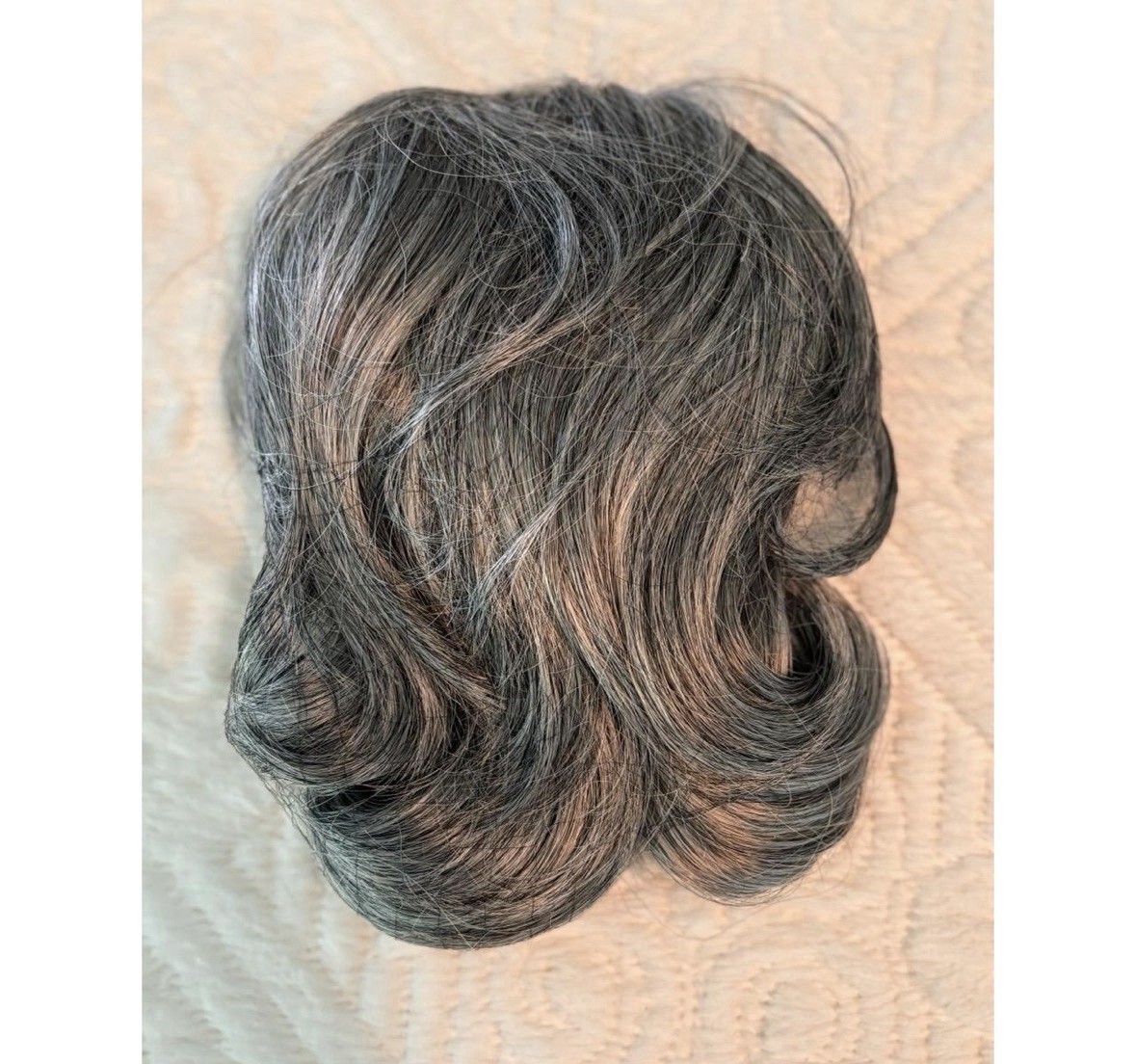 Grey Silver Wavy Curly Hairpiece Layered Synthetic Style Elegant Modern