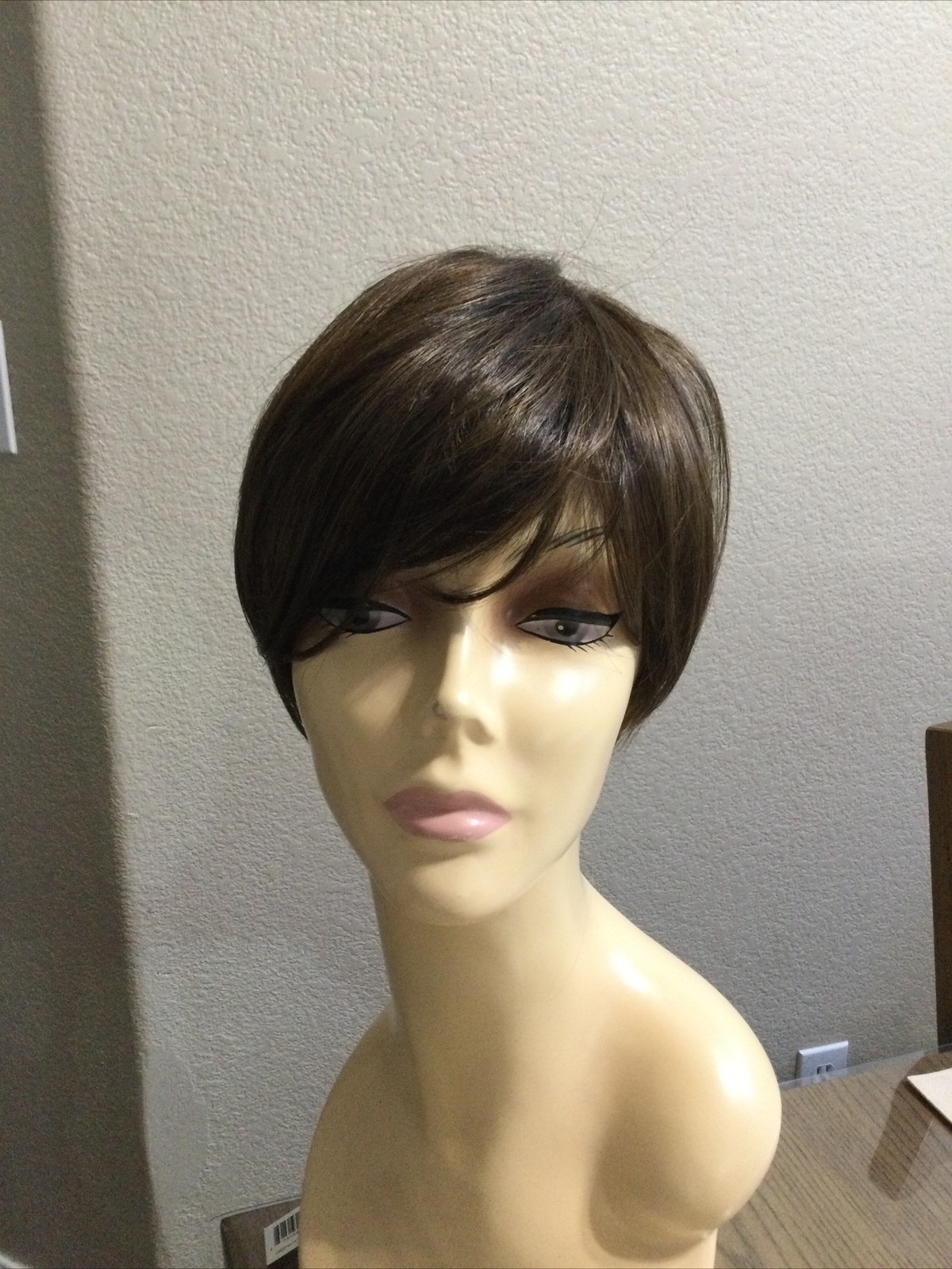 Hairdo ANGLED CUT HD Short Asymmetrical Pixie Wig R10 Chestnut / Light Brown