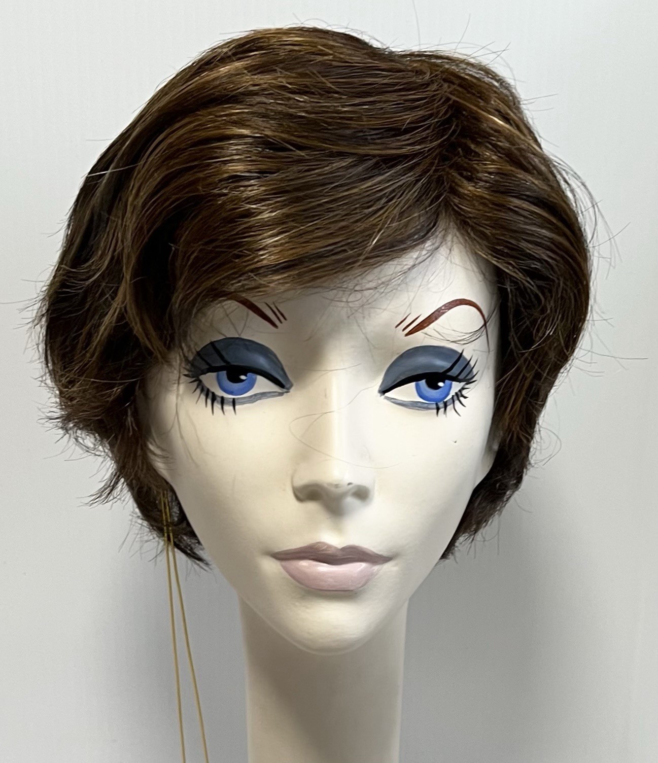 NWT! ASPEN Wig • Jenny 8/28HS • Medium Brown with Auburn Red Highlights