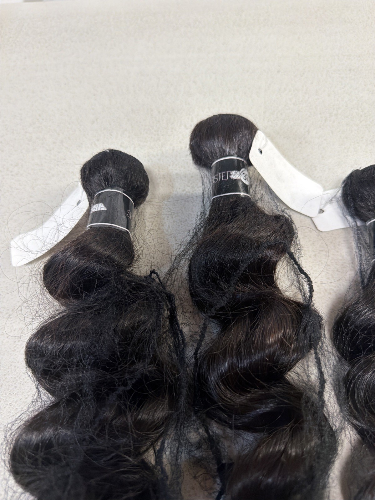 RAW HUMAN HAIR BUNDLES 100%HUMAN 30,32,34in