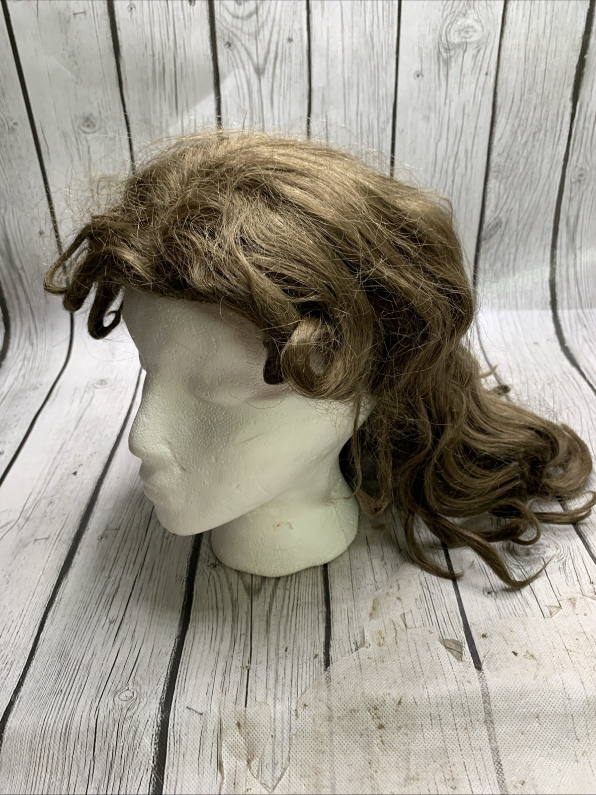 Elura Wig Brunette Short Hair 100% Modacrylic