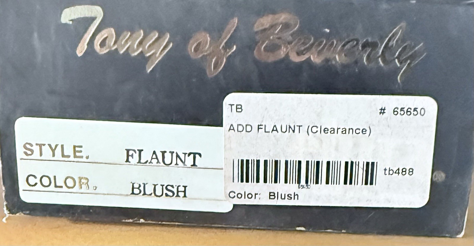 The Flaunt By Tony Of Beverly Wigs Color Blush