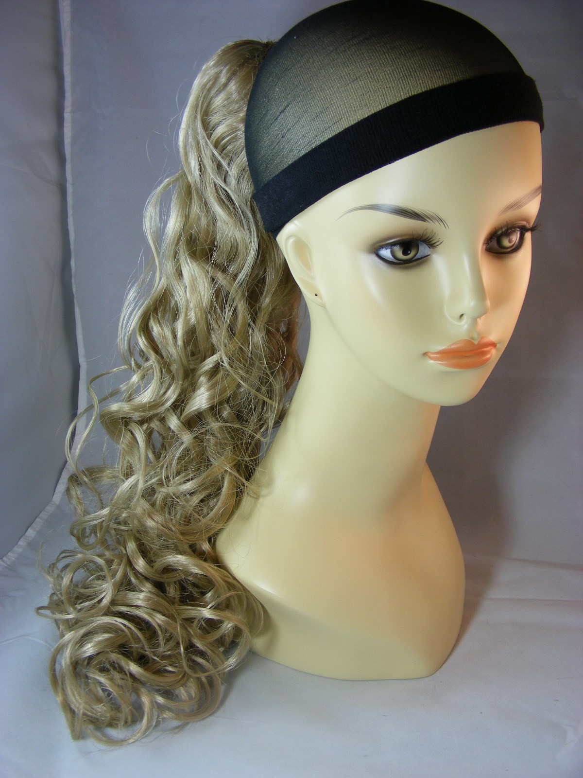 Hairpiece Clip-On Color # 24 Light GoldN Blonde 20″ long by Mona Lisa