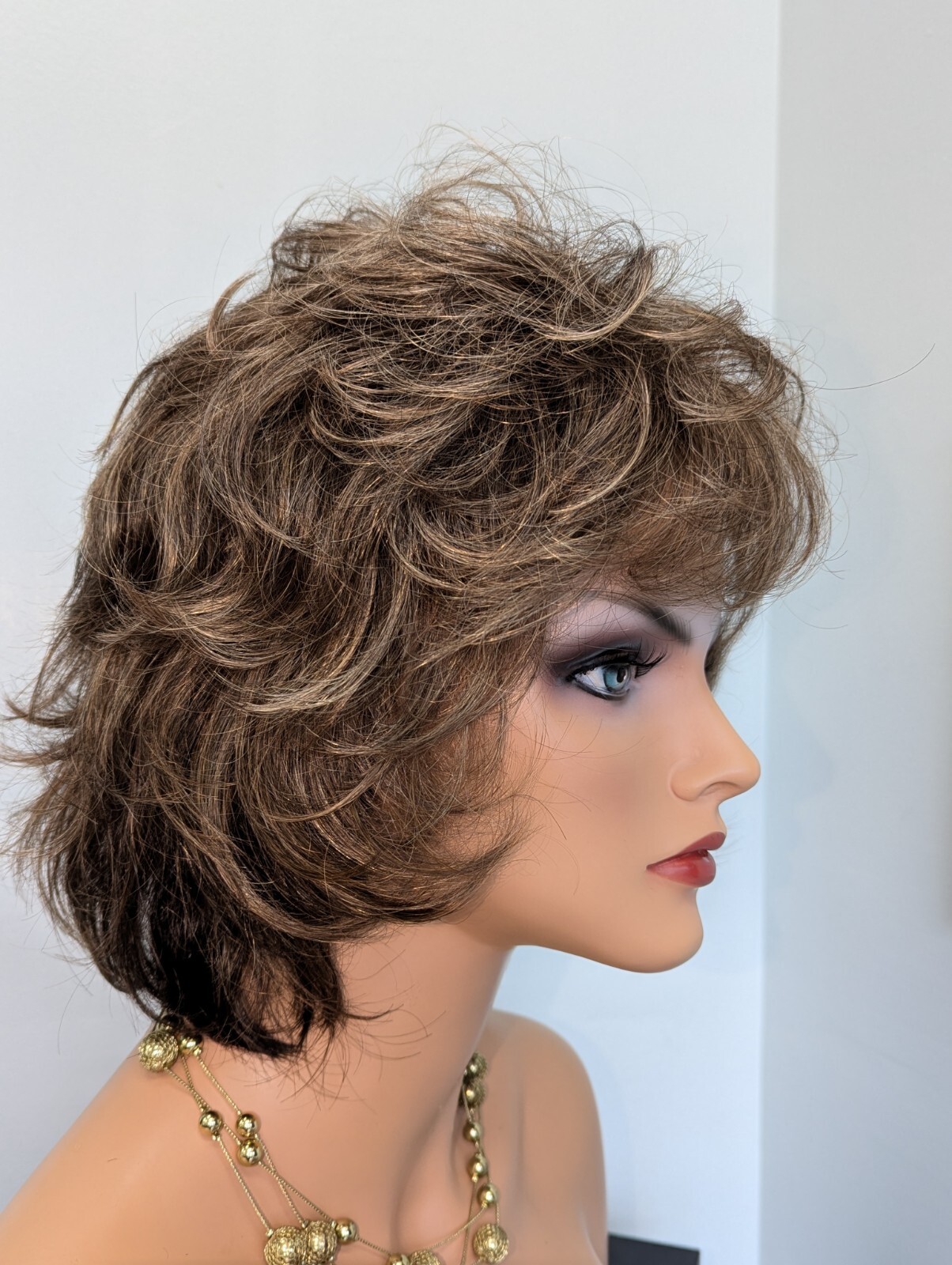 Quality Synthetic Light Weight Wig Color #8,10,12 Blend Top #6 Medium Brown Back