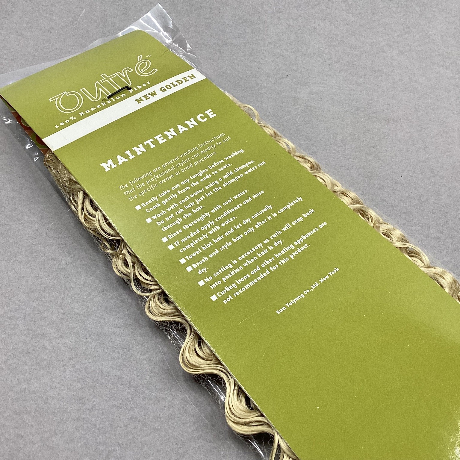 Outré Peggy Weaving Hair Extensions 100% Kanekalon Fiber 613 New Golden