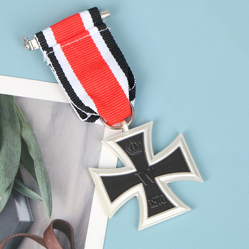 1Pc Germany Medal 1813 1870 Year Iron Cross Medal Badge Pin With Ri.82