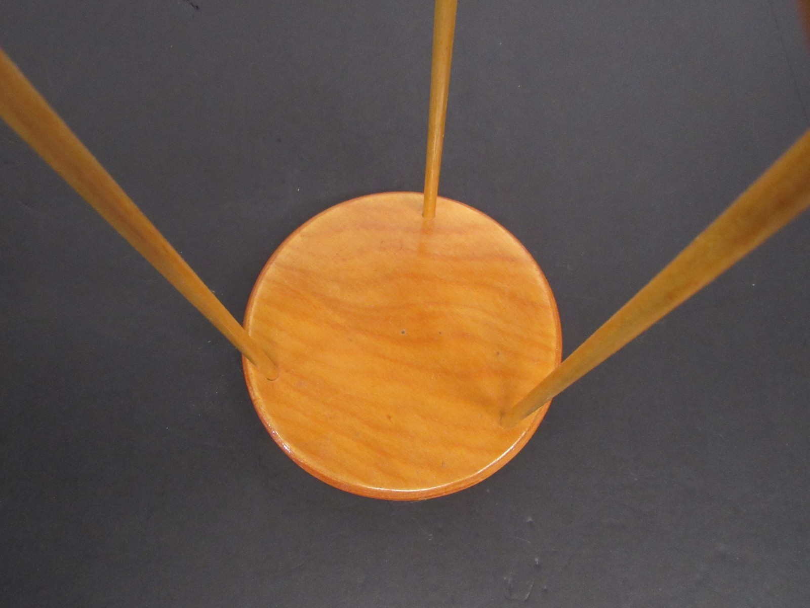 Rare Antique Oak Wooden Wig Holder Stand 14″, 12.75″, 11″ on a 6″ Base