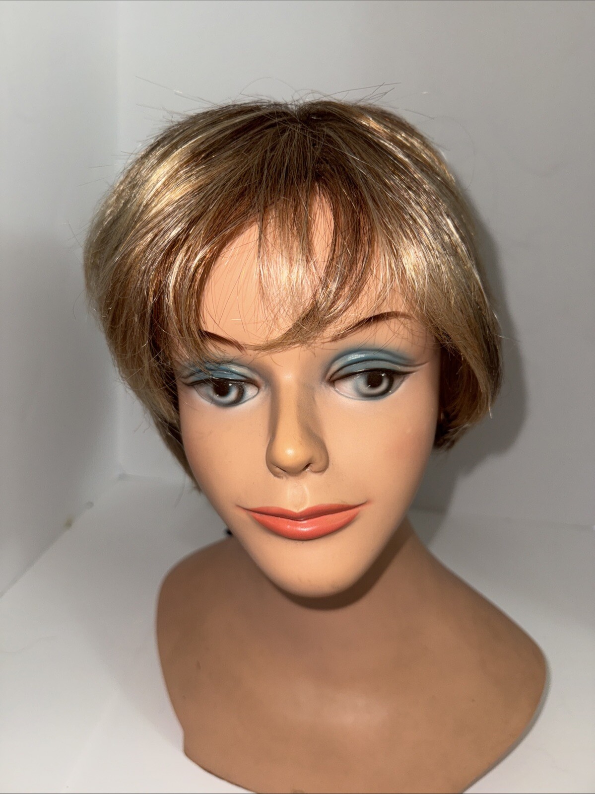 Natural Image Danni Wig Color-Sunlit Russett New With Tags Free Shipping