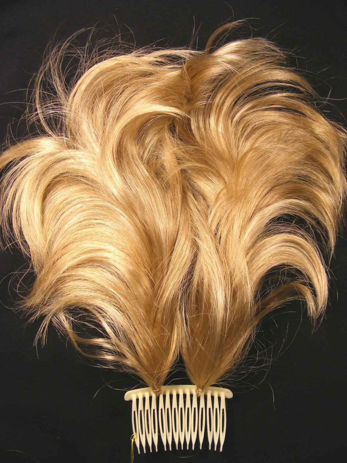 Hairpiece Comb Style Synthetic 5″ Shades of Blondes Eastern International
