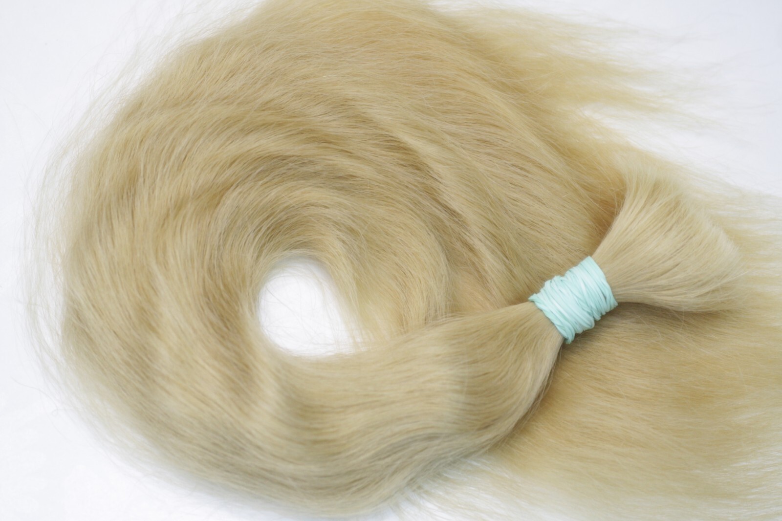 LUX European Natural THIN Hair Slavic Wavy Light Blond 52cm/20,5″ & 85gr/3oz