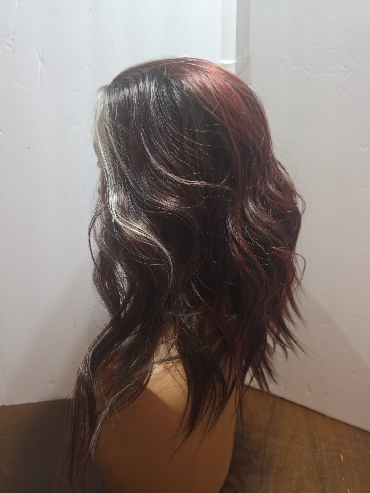Martini Wigs Lace Front Wavy Wig Free-Part Medium Brown/Blond/Red 16 in