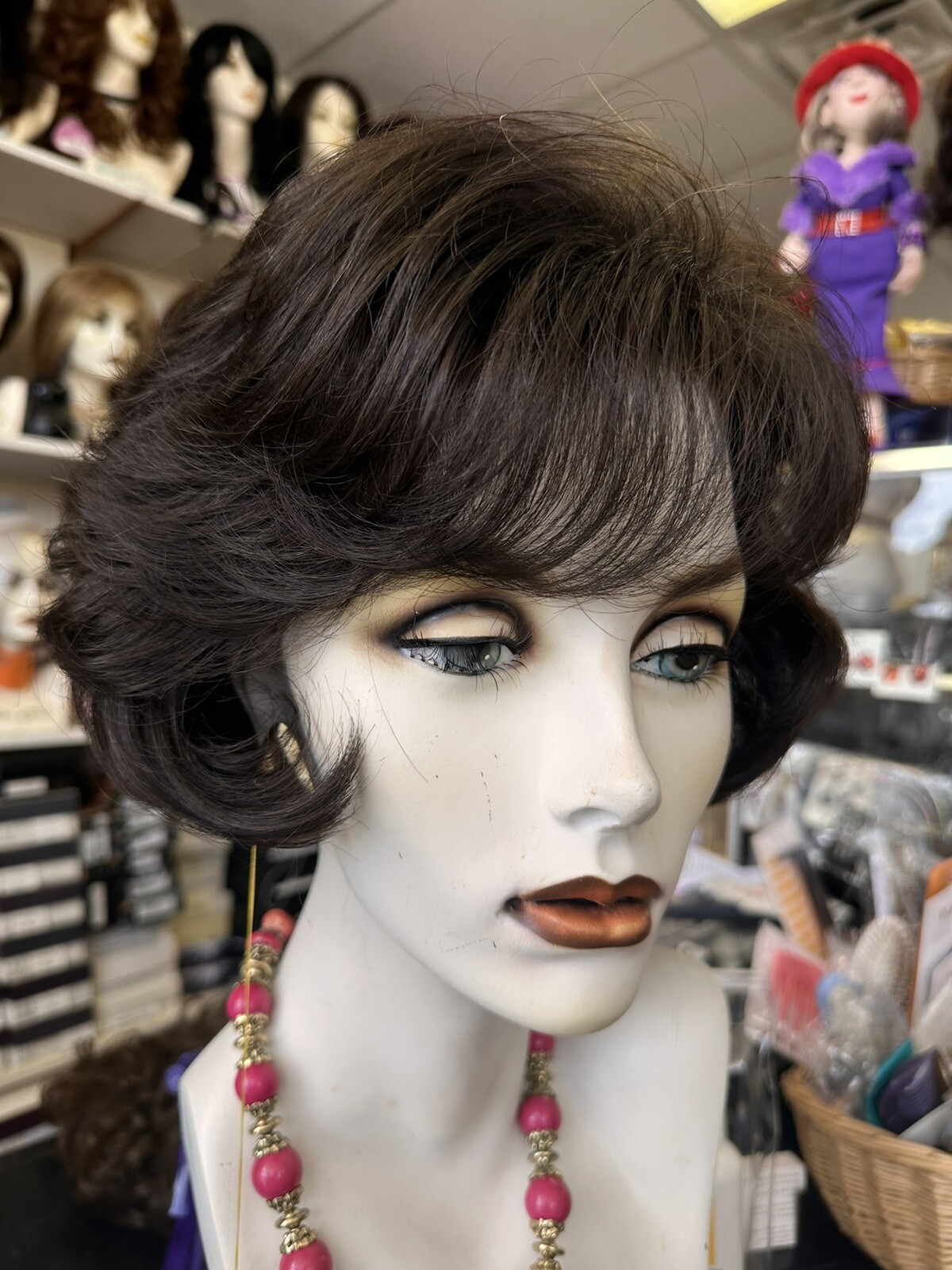 “JUNE” by TONY OF BEVERLY #4 a Dark Brown wavy bob. Discontinued! Reg. $199 ❤️