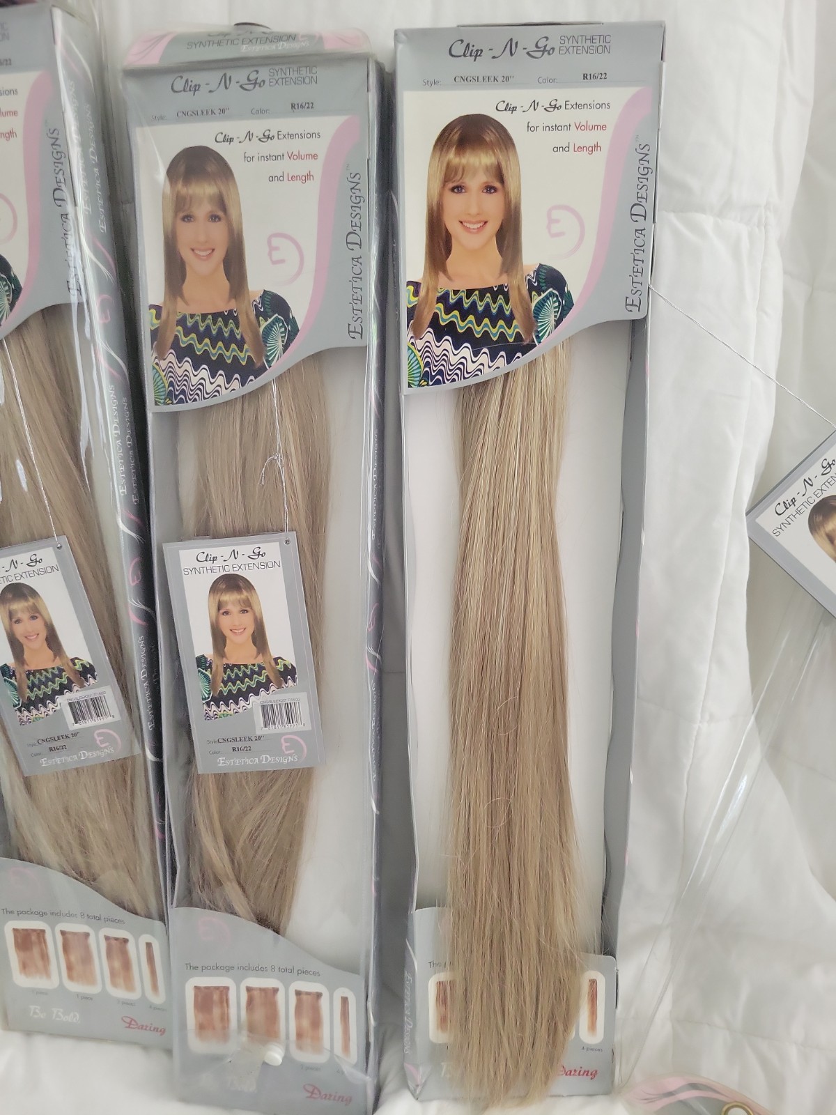 Estetica Designs Clip N Go Extensions 8 Pieces R16/22 20in
