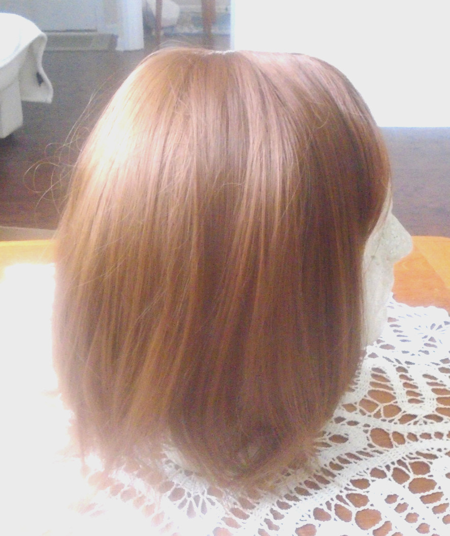 ONPEP Fashion Wigs Natural Honey Brown Chestnut Color New with Box!