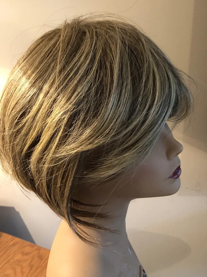 HAIRDO SLEEK & CHIC WOMENS HAIR WIG GLAZED MOCHA MED BROWN GOLD R11S $139🔥MSRP