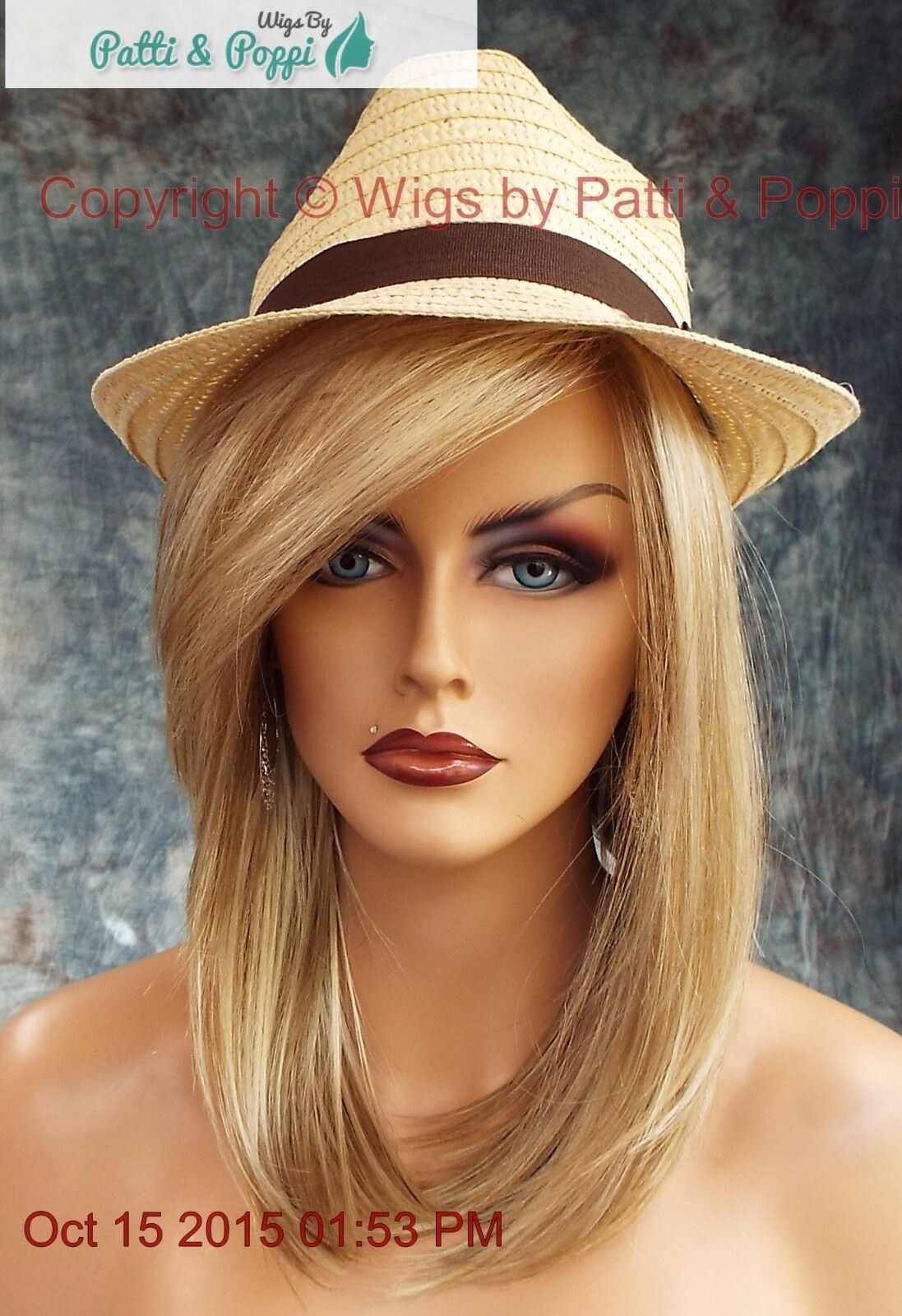 “LAINE” RENE OF PARIS WIG *CREAMY TOFFEE* SLINKY HOT MEDIUM BOB SIDE BANGS 524