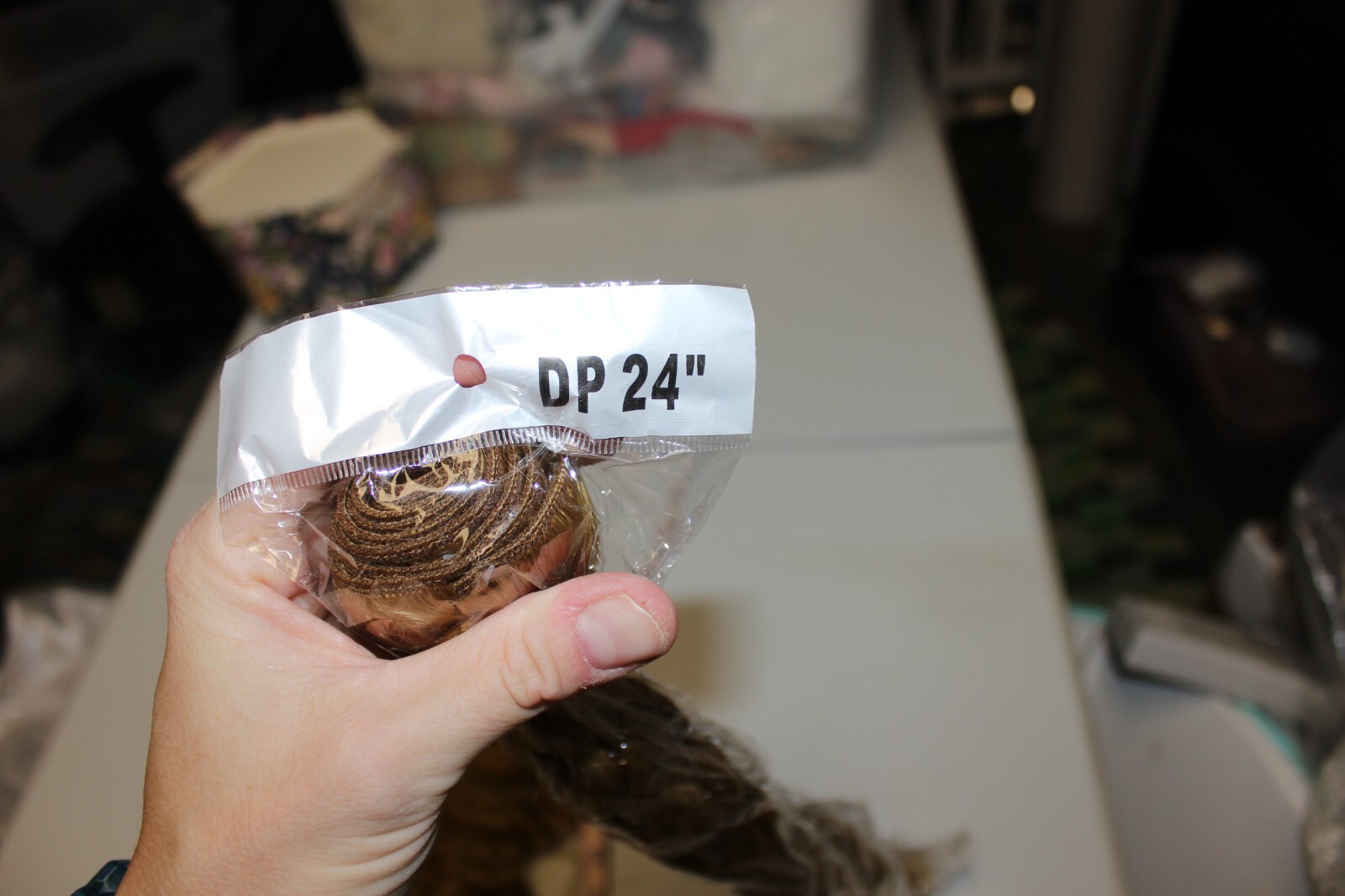 DP 24″ Sew in Hair Extensions Long Pieces Wavy Curly Blonde Blond NEW 3 Sets/Pcs