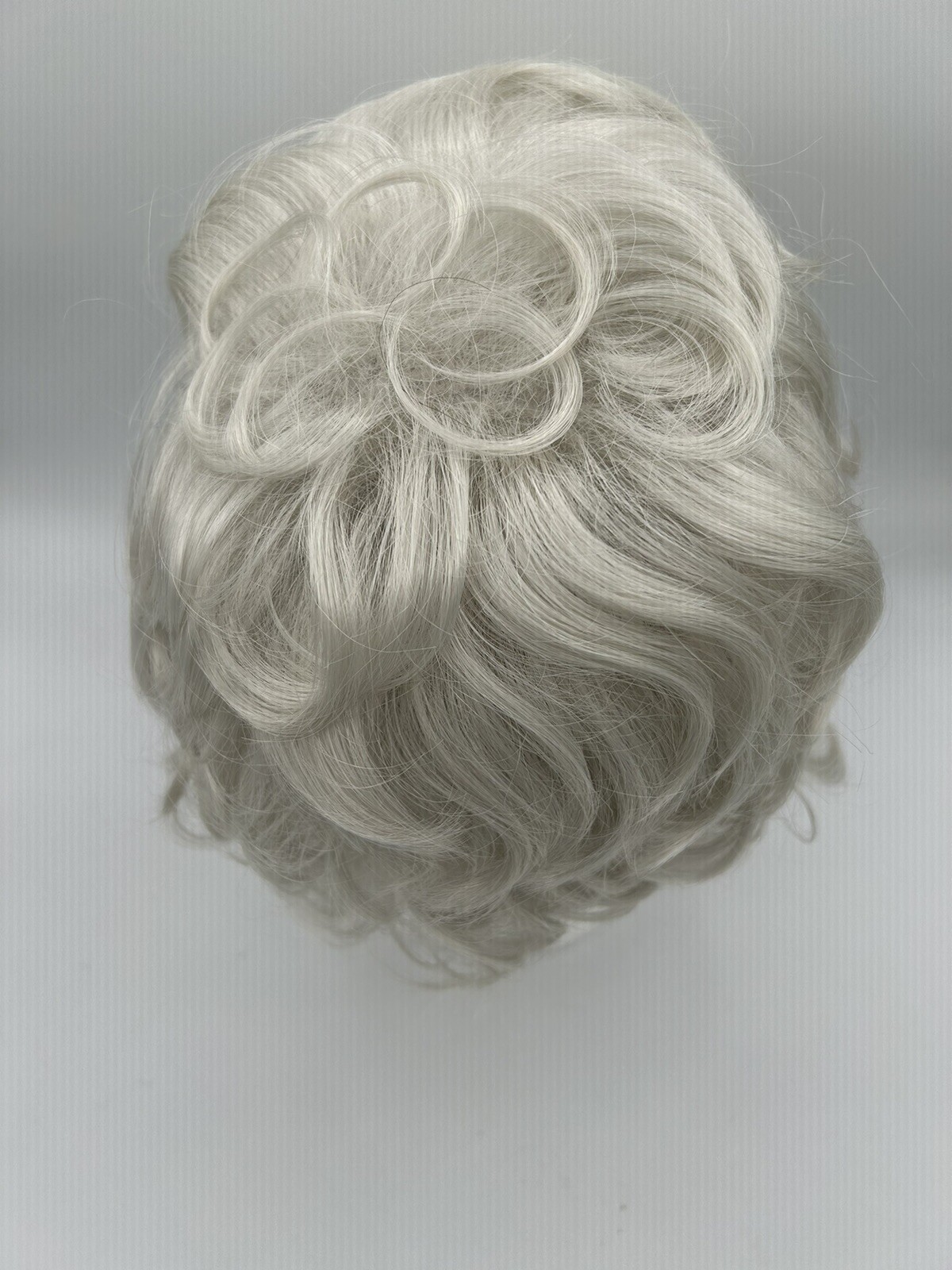 Paula Young Elise-A Wig Style A2071 Layered White Color 60 Size A NEW NWT