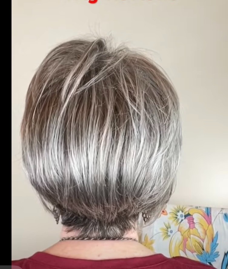 Jon Renau Idalia in the color 39F38 Roasted Chestnut / EUC / Average Fit