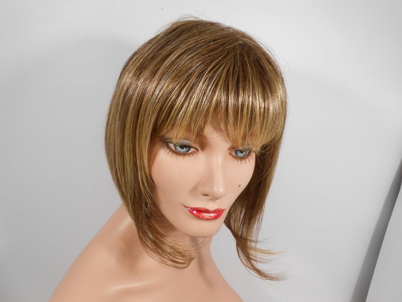 NEW HAIRDO WIG LAYERED LOVE AVERAGE 18H257 GLAZED MOCHA MED BROWN/GOLD R11S+
