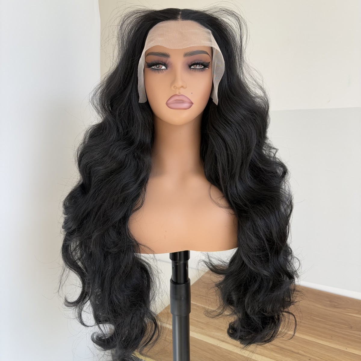 Soft Glue Less Lace Front Wig Synthetic Hair Off black Pre Plucked Long Wavy