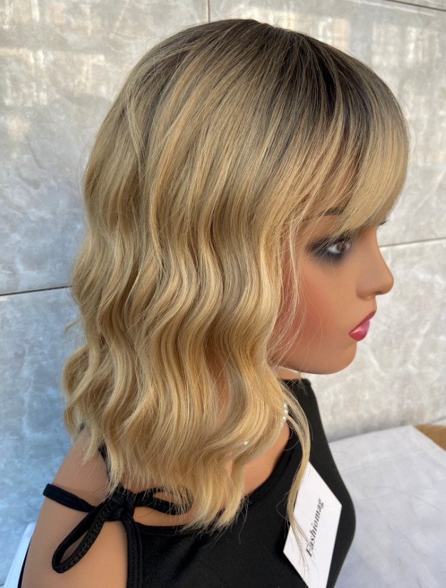 Medium Wavy Rooted Blonde Mix Synthetic Hair Wigs Women Soft Natural Daily Use
