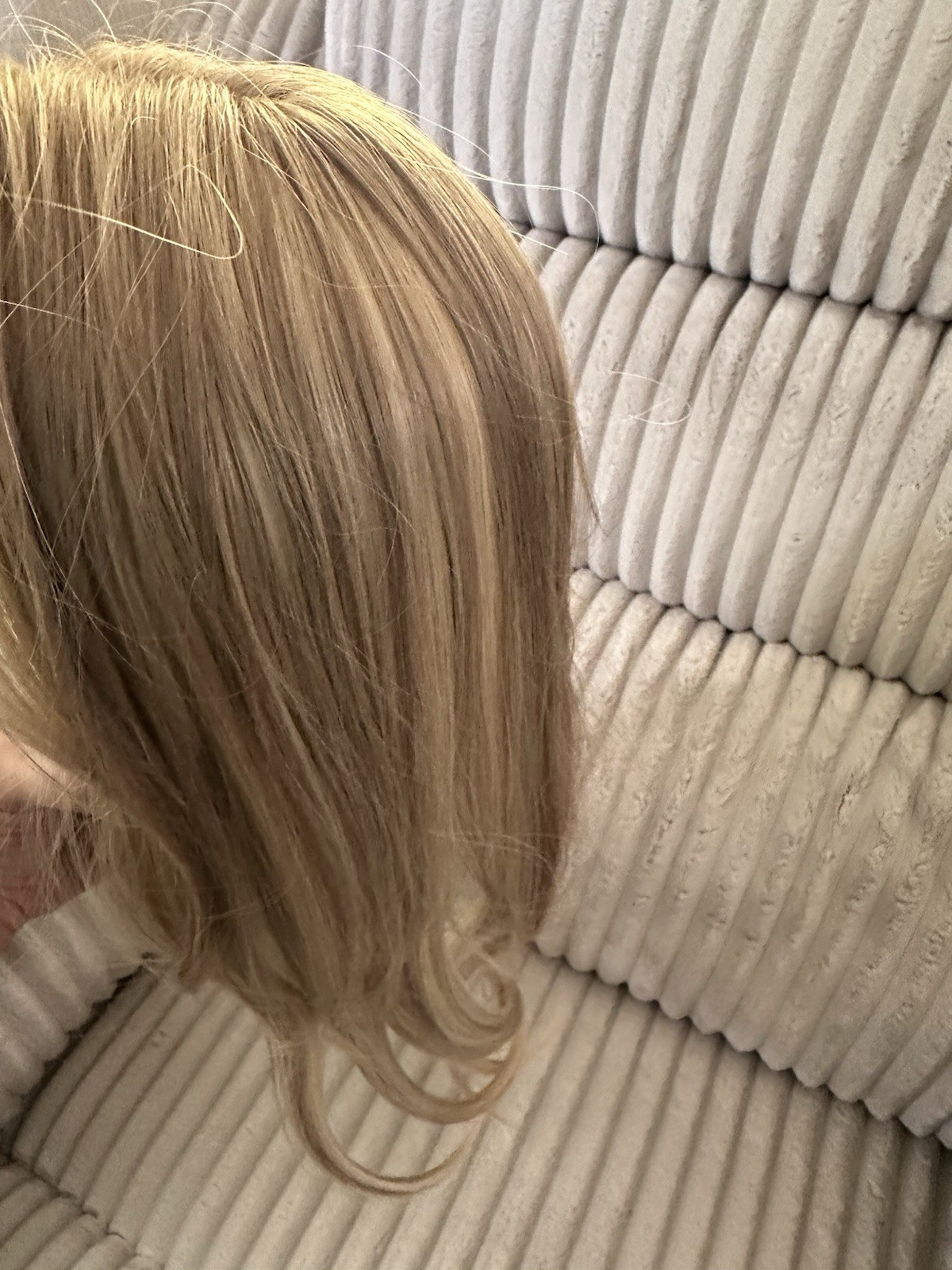 18 Inch Topper Wig With Clips & Strap Mixed Blonde With Highlights