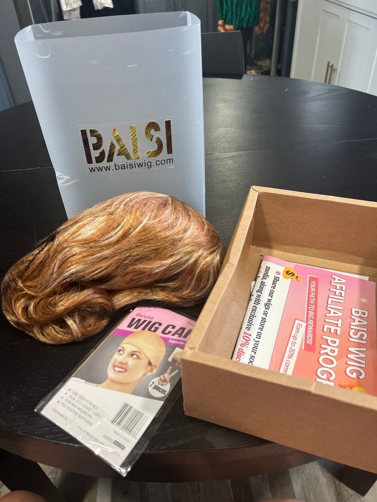 Baisi wig honey, blonde