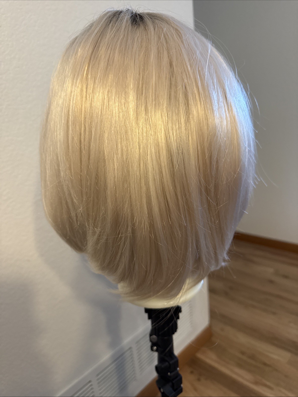 683 14 Inch Ombre 613 Bob Very Soft Lace Cap Hard Front Open WEFT 14 Inch