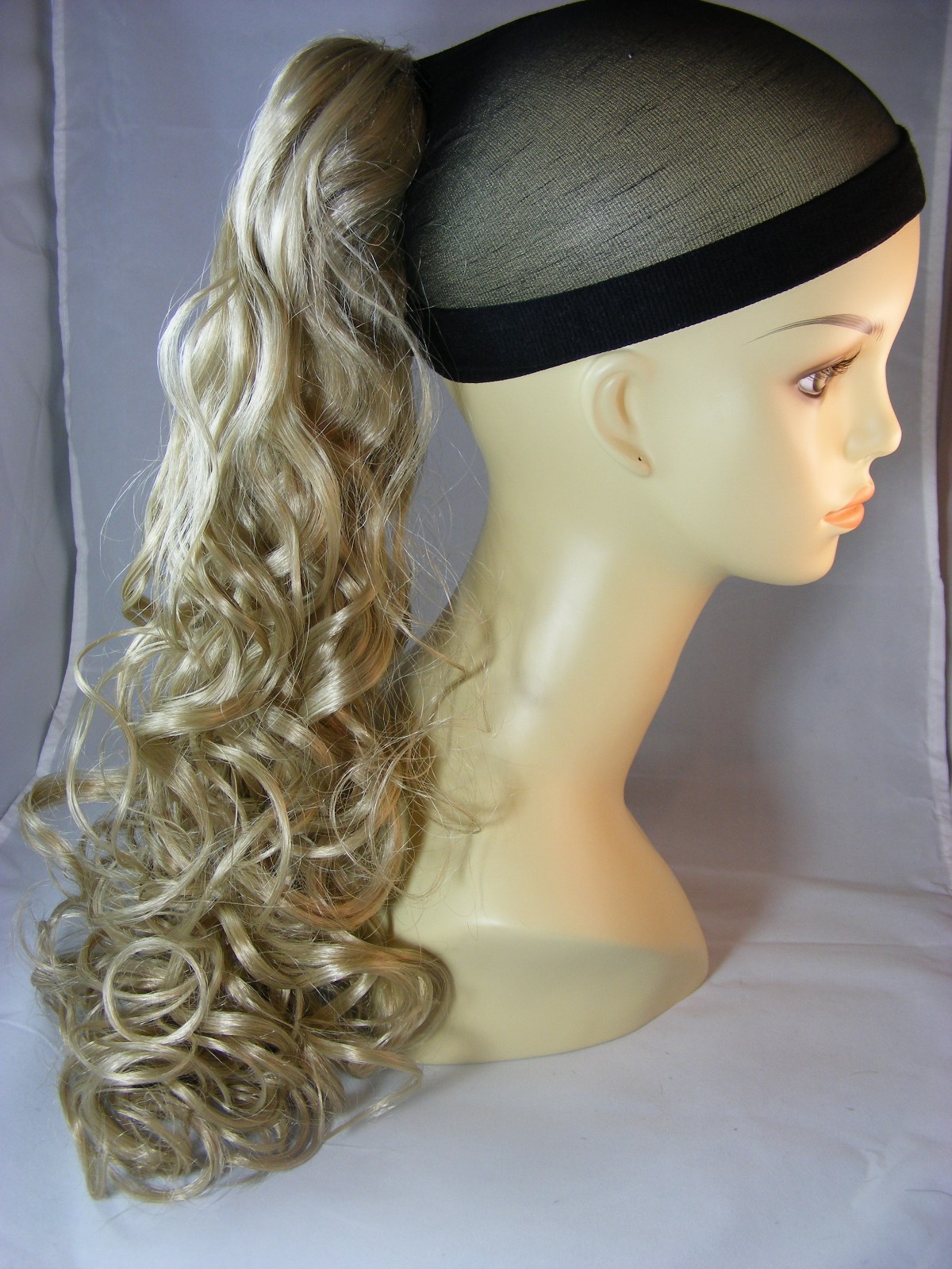 Hairpiece Clip-On Color # 24 Light GoldN Blonde 20″ long by Mona Lisa