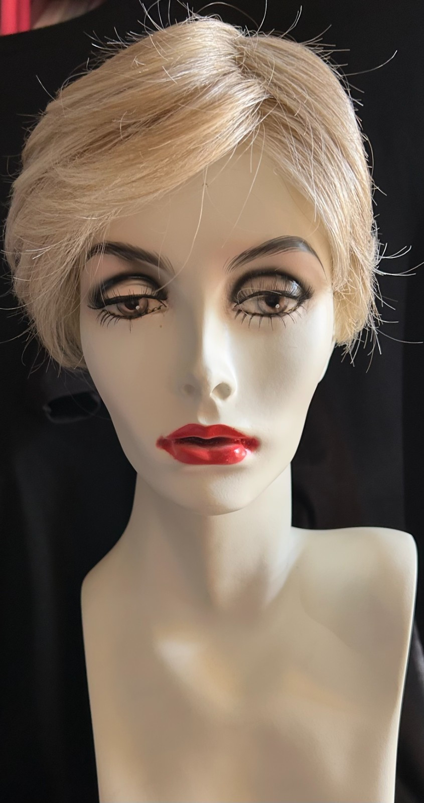 Raquel Welch On The Cover Synthetic Lace Front Wig (Mono Top)RL19/23 BISCUIT 🙏