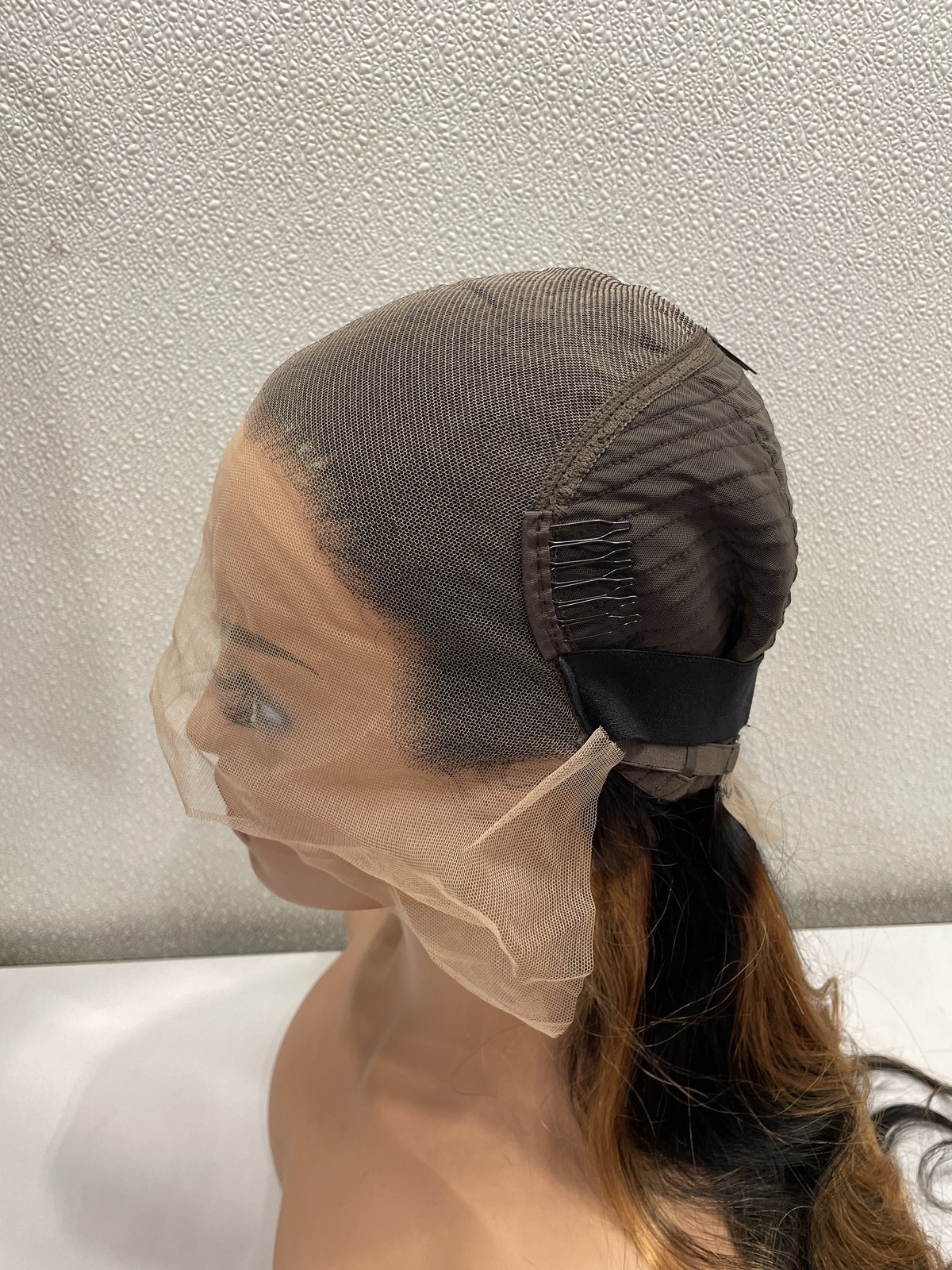 Soeyrkke 1B/27 Body Wave Human Hair Blend HD Transparent Lace Front Wig, 32″