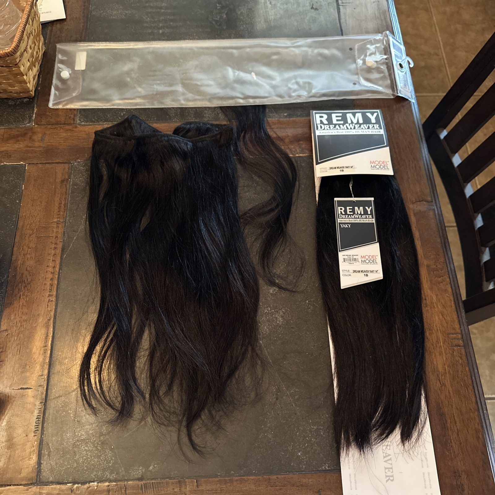 100% HUMAN HAIR EXTENSION 14” MODEL MODEL DREAMWEAVER YAKY