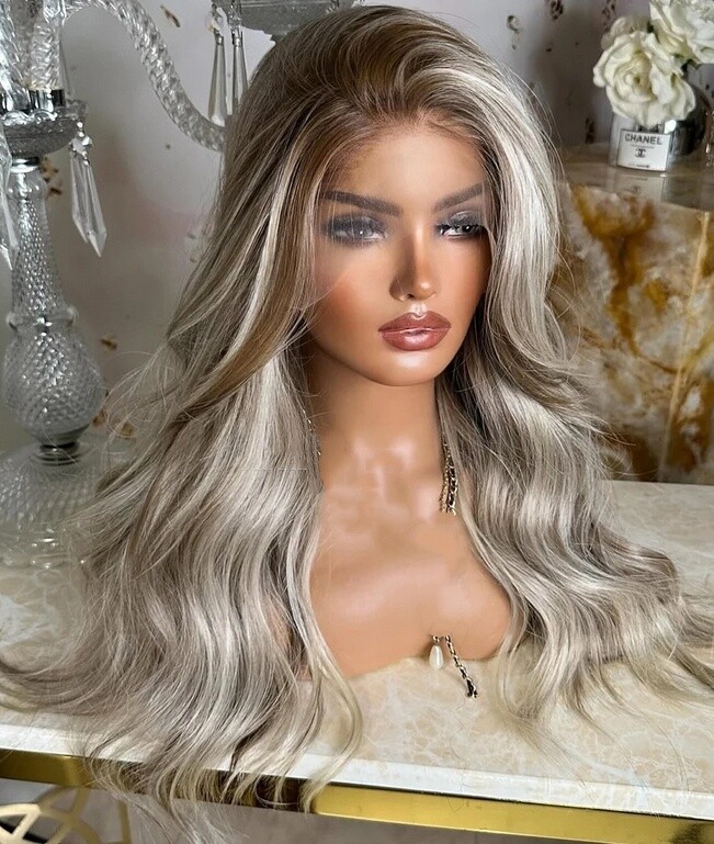 Ombre Creamy Beige Blonde Human Hair 13×4 Lace Front Wig for Women Daily