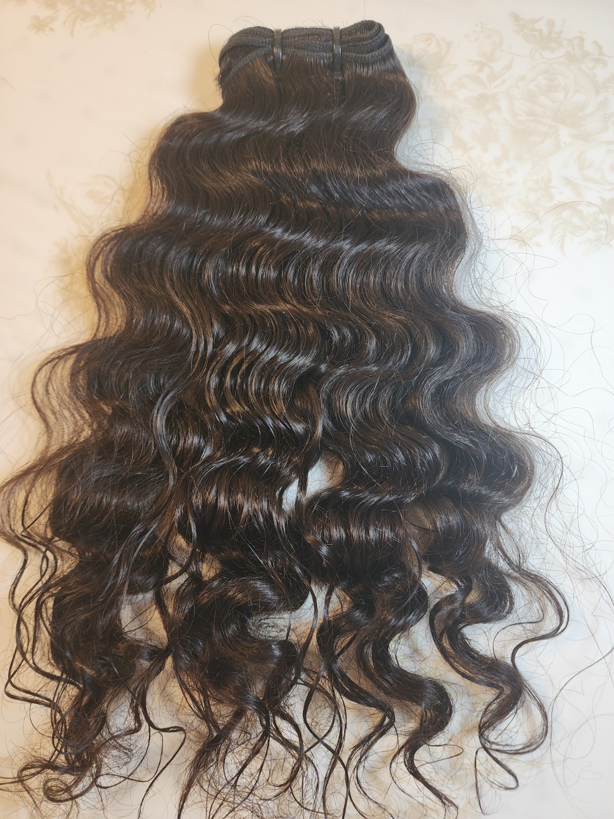 200G Indian Curly Weft Bundles Soft Natural Black Long Lasting Quality