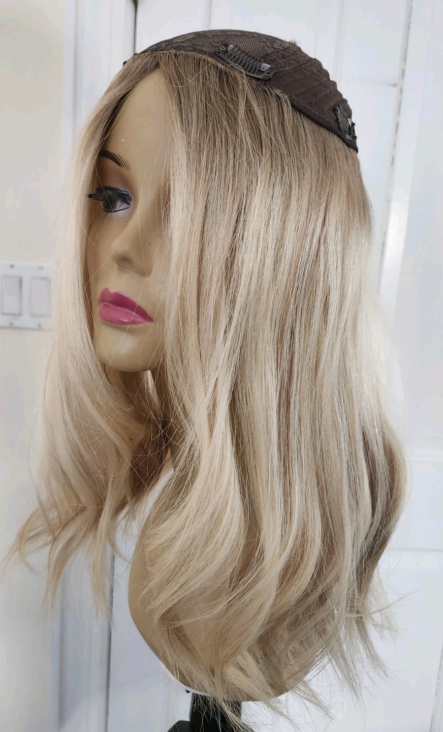 100% HUMAN HAIR SILK TOP LIGHT BLONDE TOPPER /DIMENSION 8″x8″ 18″ LONG