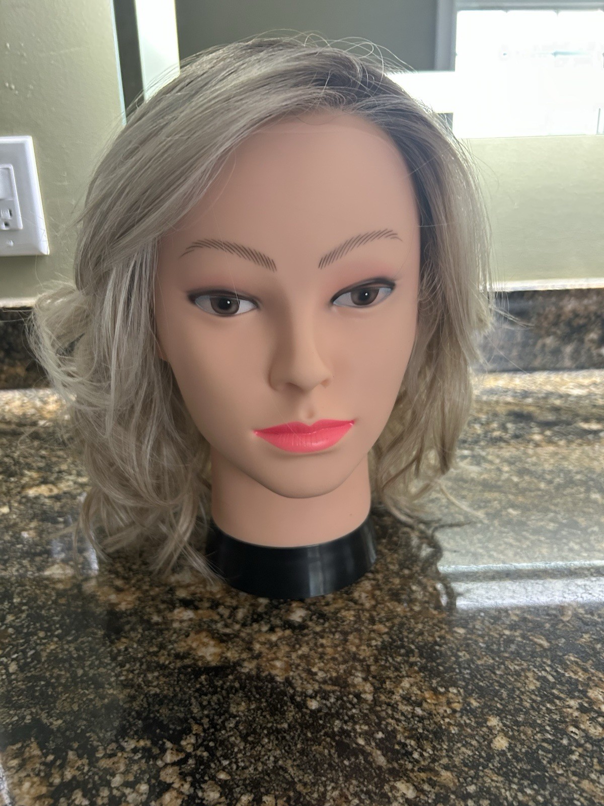 Amore Rohan Wig Sea Salt Blonde Rooted NWT