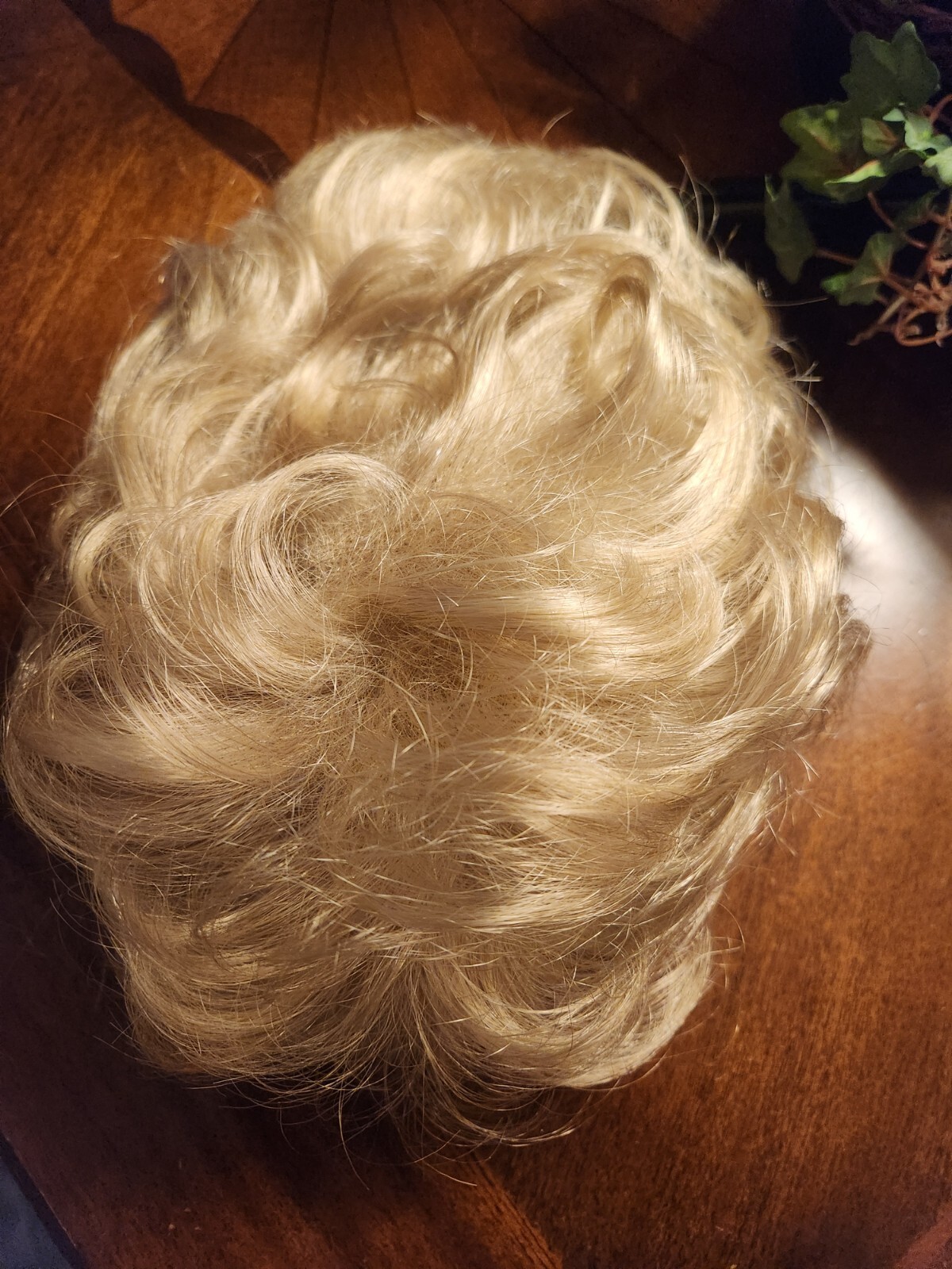 TWC Fashion Club Designs Tiffany Wig Color # 22 Light Blonde Size Average