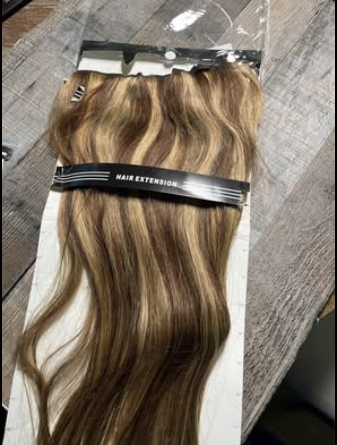 Clip in 20” HUMAN HAIR extensions brown to dark blonde- NEW