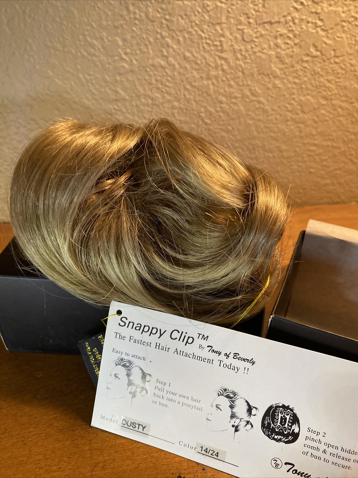 New Tony of Beverly Snappy Clip Elura Blend Hairpiece NIB Dusty 14/24