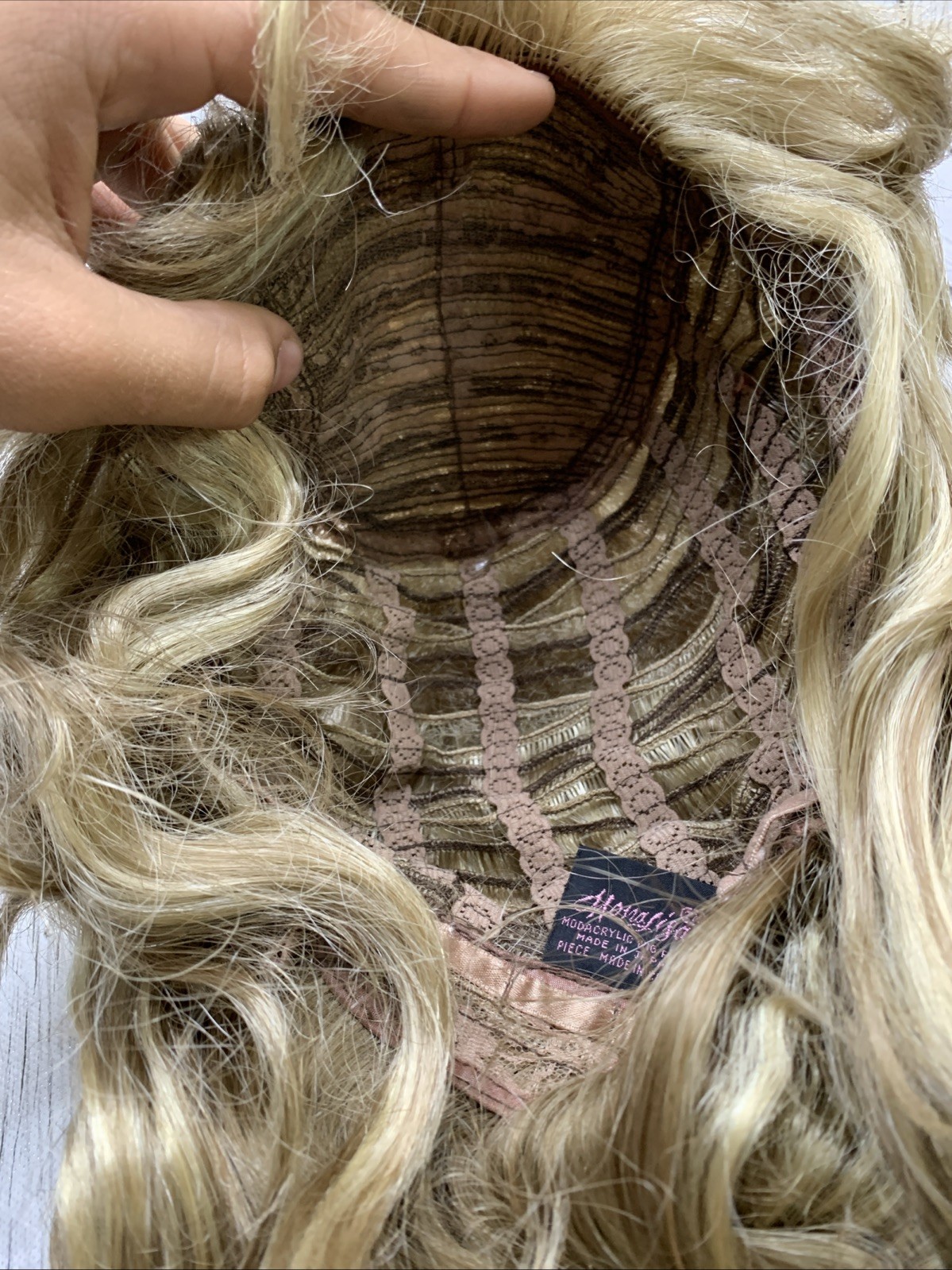 Mona Lisa Wig Modacrylic Short Dirty Blonde