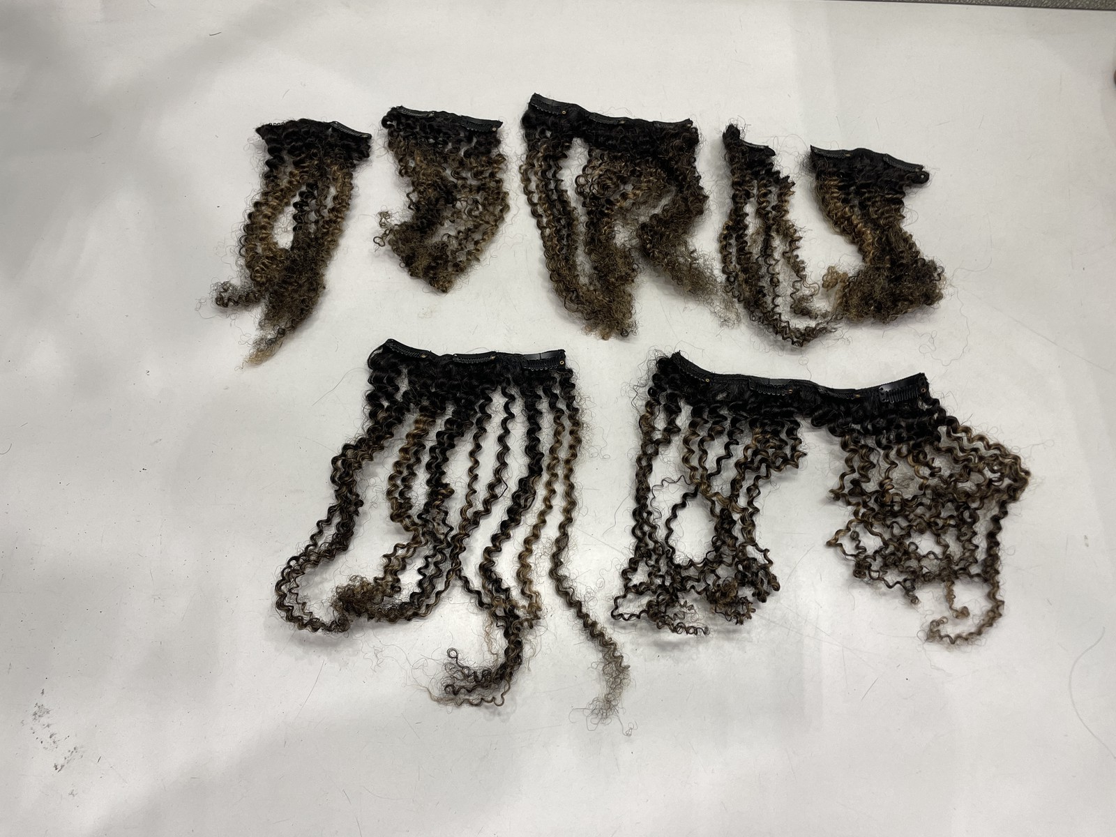 Sassina 18″ Afro Curly Human Hair Clip-In Extensions 7pc, 1BT1BP27